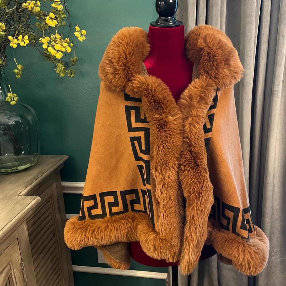 Greek Key Cape